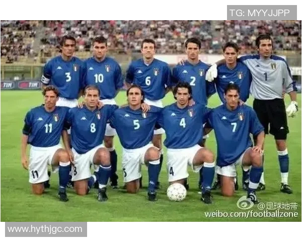 黑人足球明星童年时期的珍贵照片回顾与成长故事分享