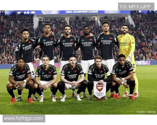 足球明星齐聚阿布扎比激情对决展现超凡技艺与魅力 足球明星齐聚阿布扎比激情对决展现超凡技艺与魅力