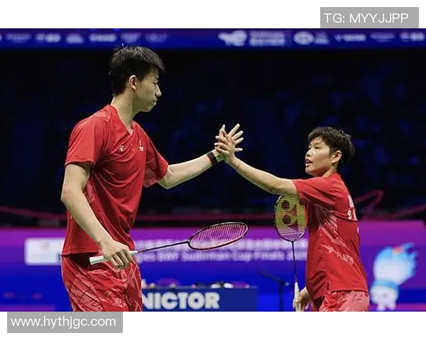 重庆羽毛球队荣登羽毛球战术排行榜第三名展现强大实力与团队合作精神 重庆羽毛球队荣登羽毛球战术排行榜第三名展现强大实力与团队合作精神